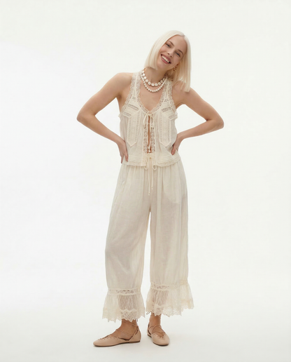 Damen-Set aus Weste mit Spitzenbesatz und Hose mit weitem Bein-Sets for women-Alpenkind