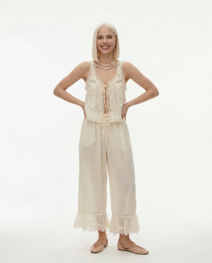 Damen-Set aus Weste mit Spitzenbesatz und Hose mit weitem Bein-Sets for women-Alpenkind