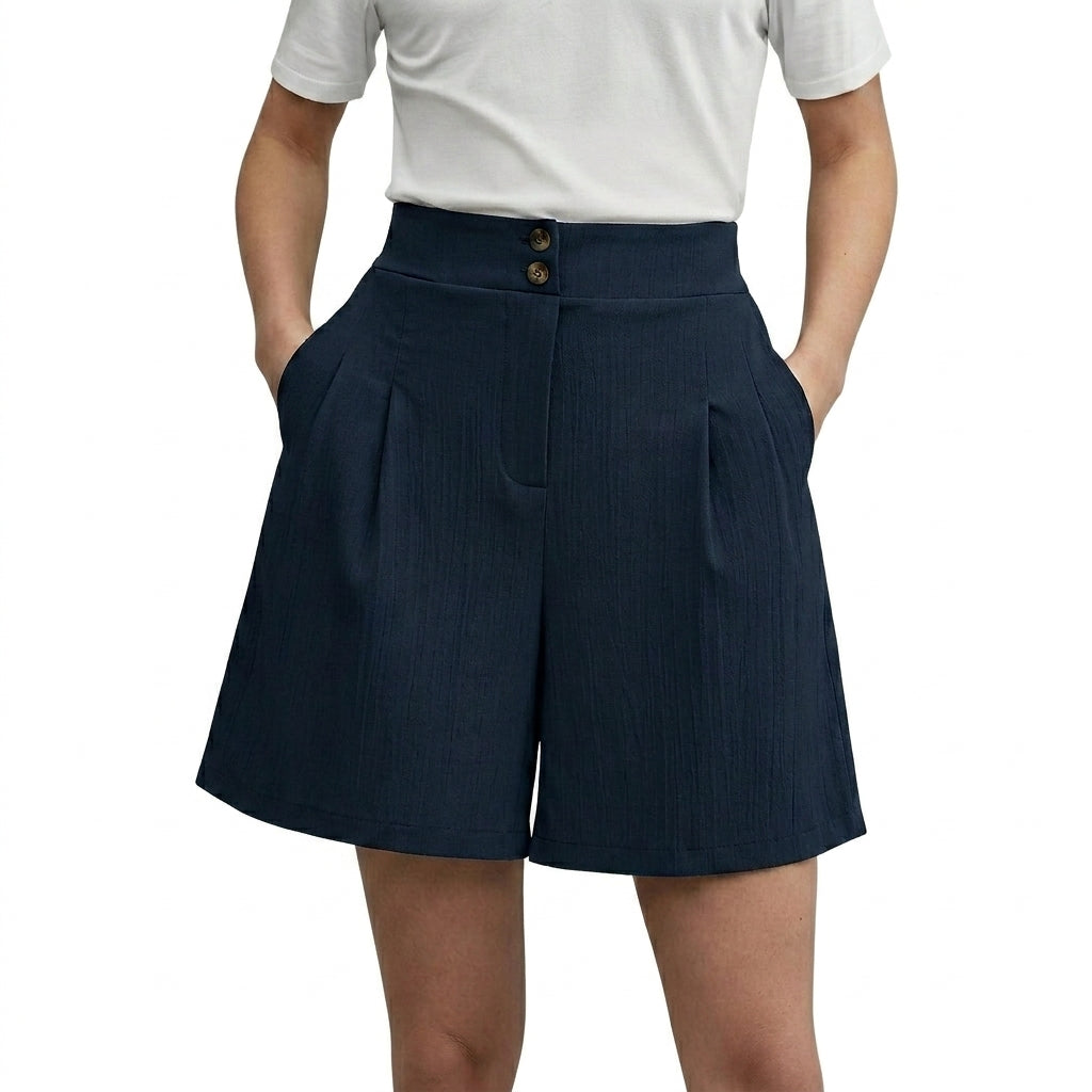 Damen Shorts mit hohem Bund und weitem Bein sowie Falten und zwei Knöpfen-Shorts for women-Alpenkind