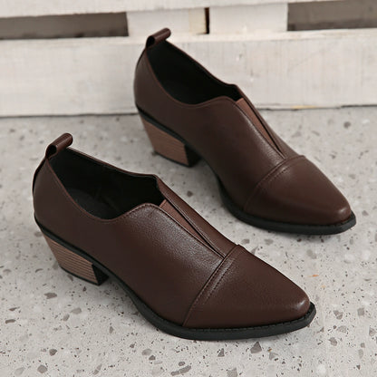 Damen Slipper-Schuhe mit Niedrigem Blockabsatz und Nahtdetail-Footwear for women-Alpenkind