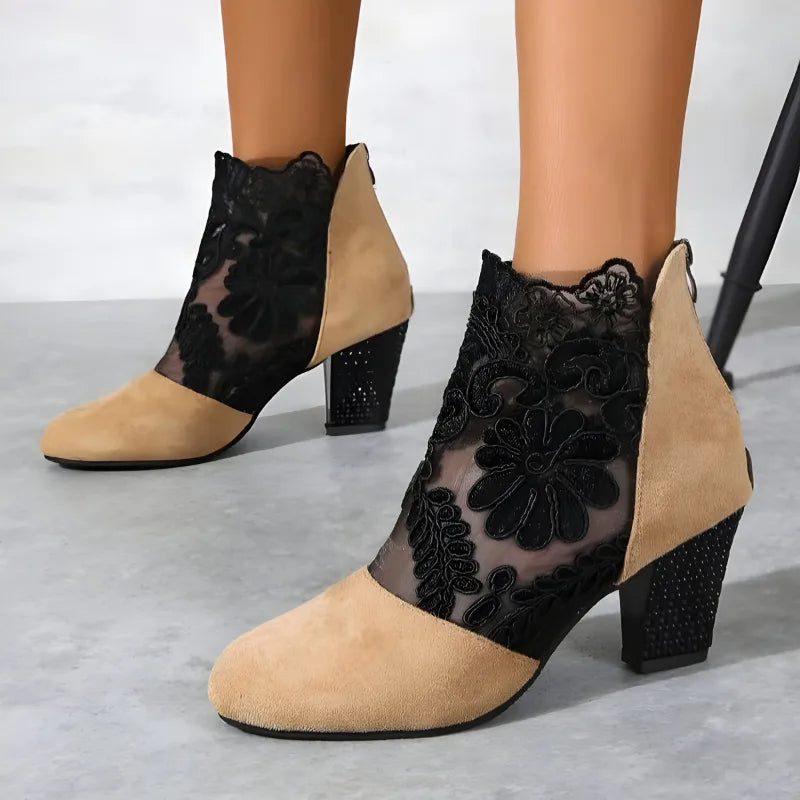 Damen-Stiefeletten aus Spitze mit Blockabsatz-Footwear for women-Alpenkind