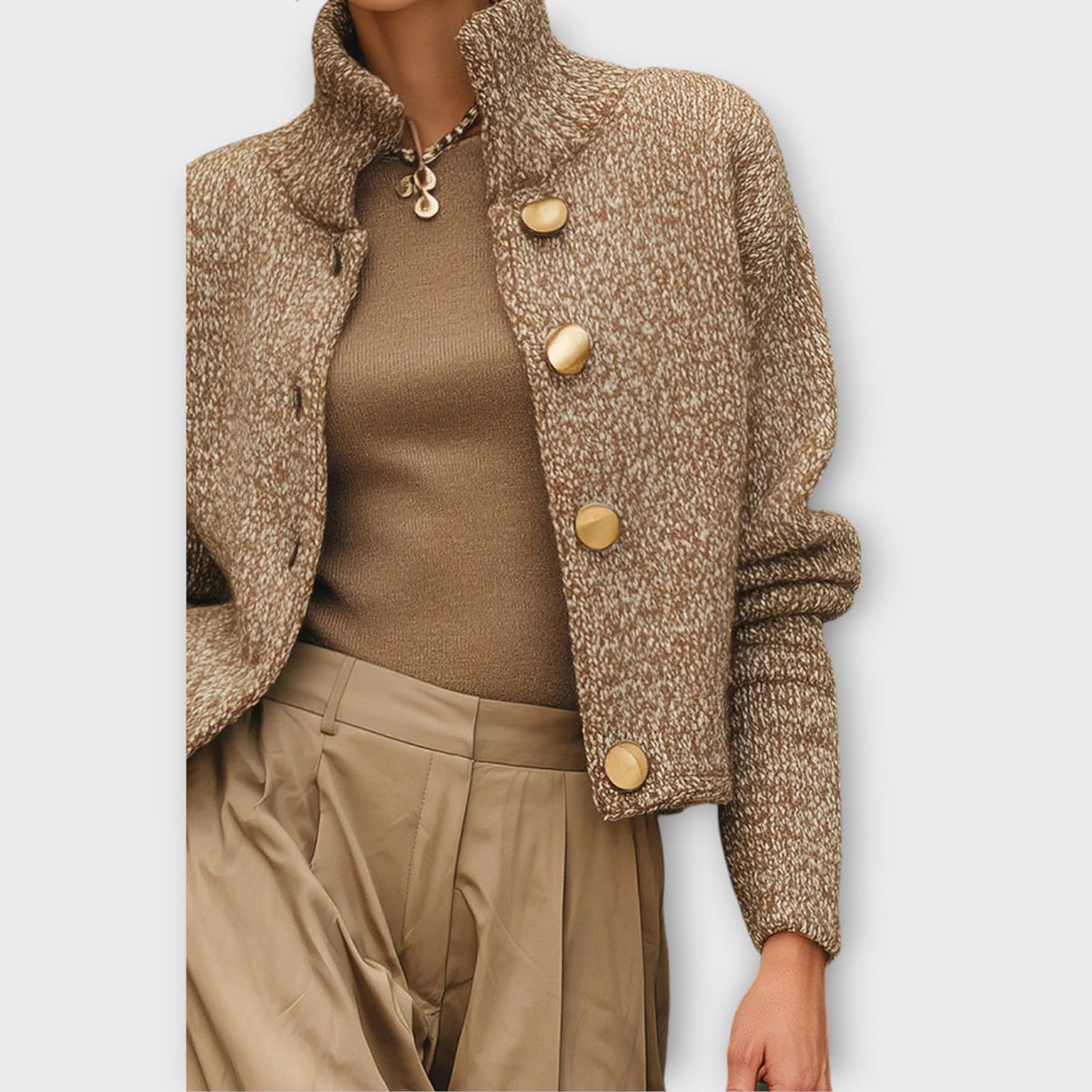 Damen-Strickjacke mit Struktur und goldfarbenen Knöpfen-Jacket for women-Alpenkind