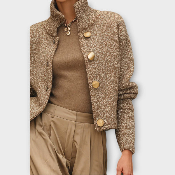 Damen-Strickjacke mit Struktur und goldfarbenen Knöpfen-Jacket for women-Alpenkind