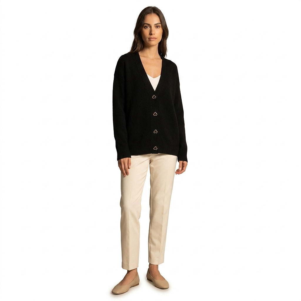 Damen-Strickjacke mit V-Ausschnitt und Herzknöpfen-Cardigans for women-Alpenkind