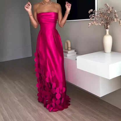 Damen trägerloses Maxikleid mit strukturiertem Oberteil und Applikationen am Saum-Maxi Dress-Alpenkind