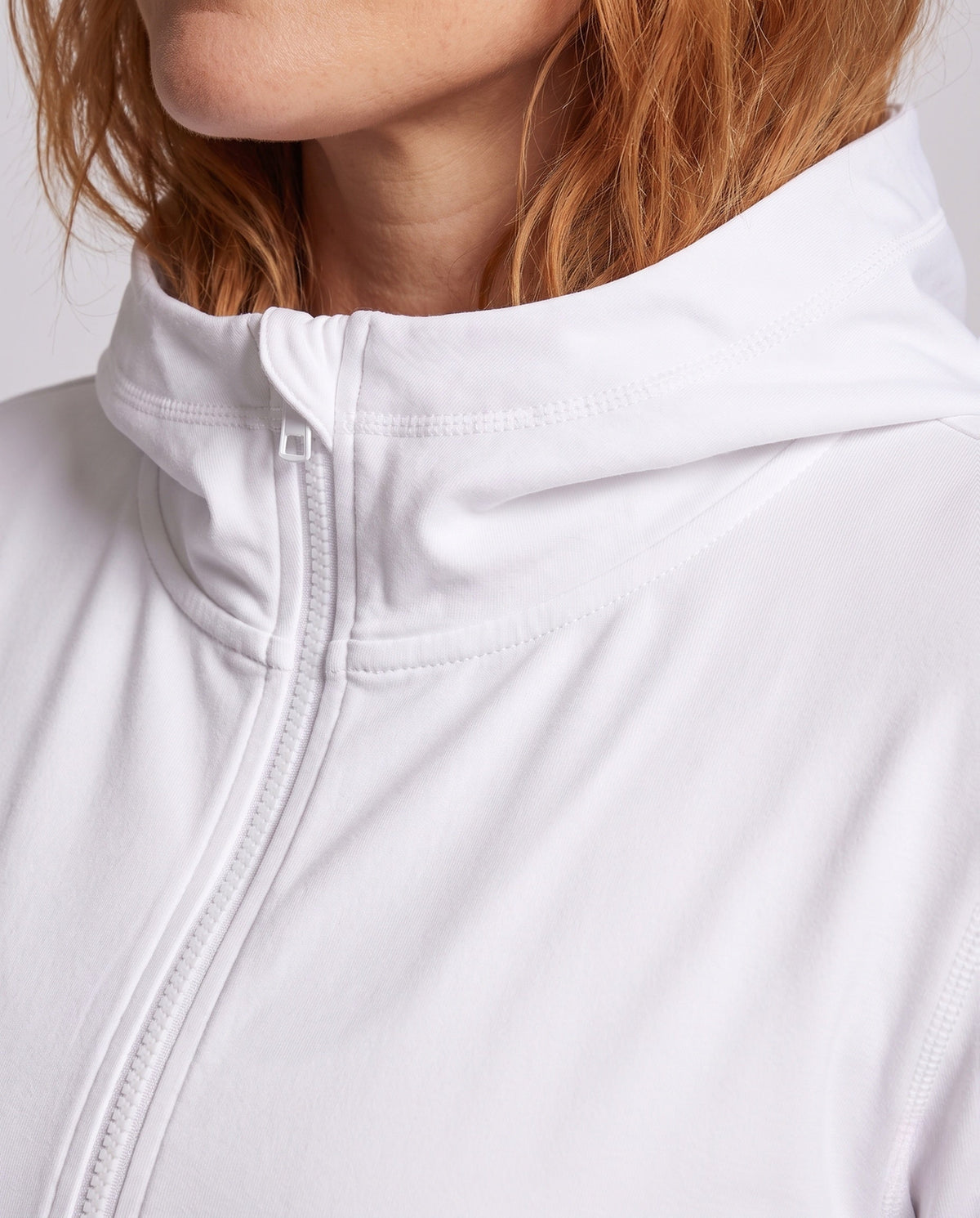 Damen-Trainingsjacke mit Kapuze und Reißverschluss-Jacket for women-Alpenkind