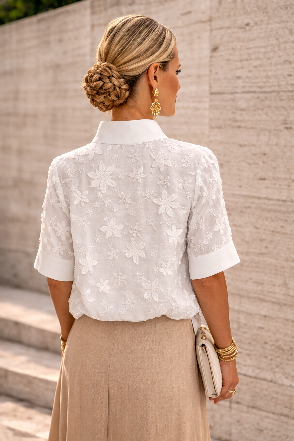 Damenbluse mit Blumenstickerei und Stehkragen-Blouses for women-Alpenkind