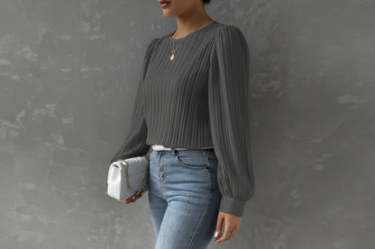Damenbluse mit langen Ärmeln, Plissee-Struktur und Knopfverschluss hinten-Shirts for women-Alpenkind
