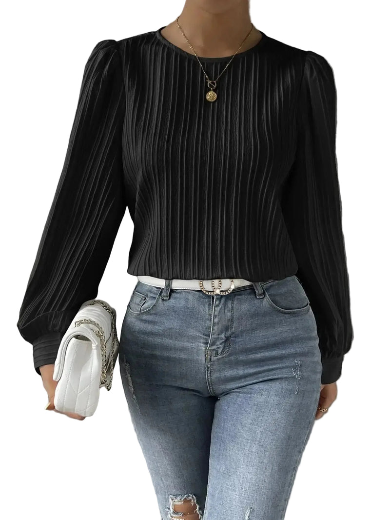 Damenbluse mit langen Ärmeln, Plissee-Struktur und Knopfverschluss hinten