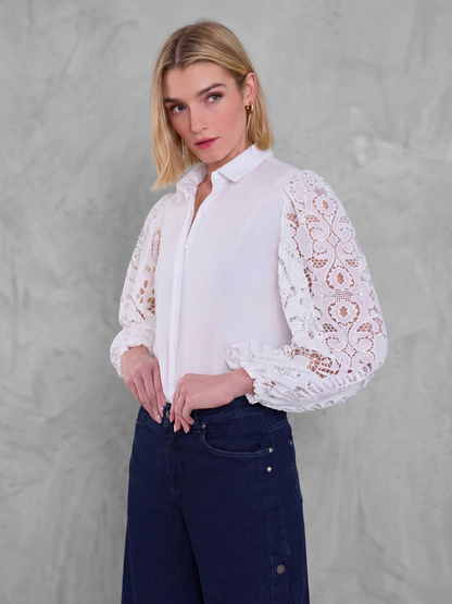 Damenbluse mit Spitzenärmeln und Knopfleiste-Blouses for women-Alpenkind