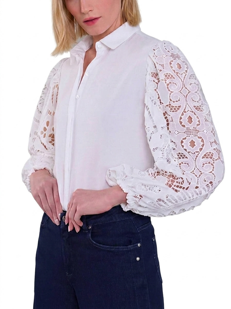 Damenbluse mit Spitzenärmeln und Knopfleiste-Blouses for women-Alpenkind