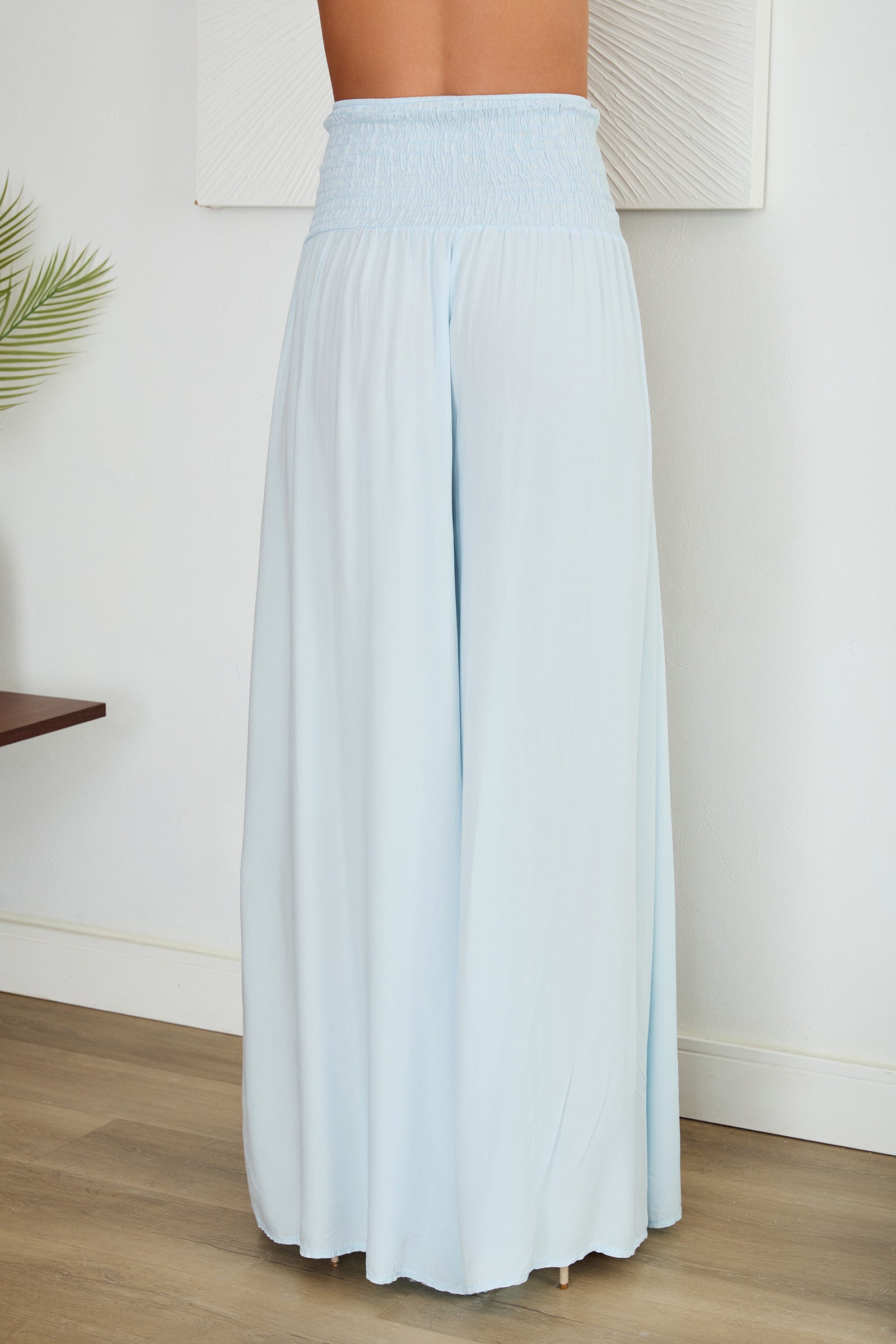 Damenhose mit weitem Bein und gesmoktem Bund-Pants for woman-Alpenkind