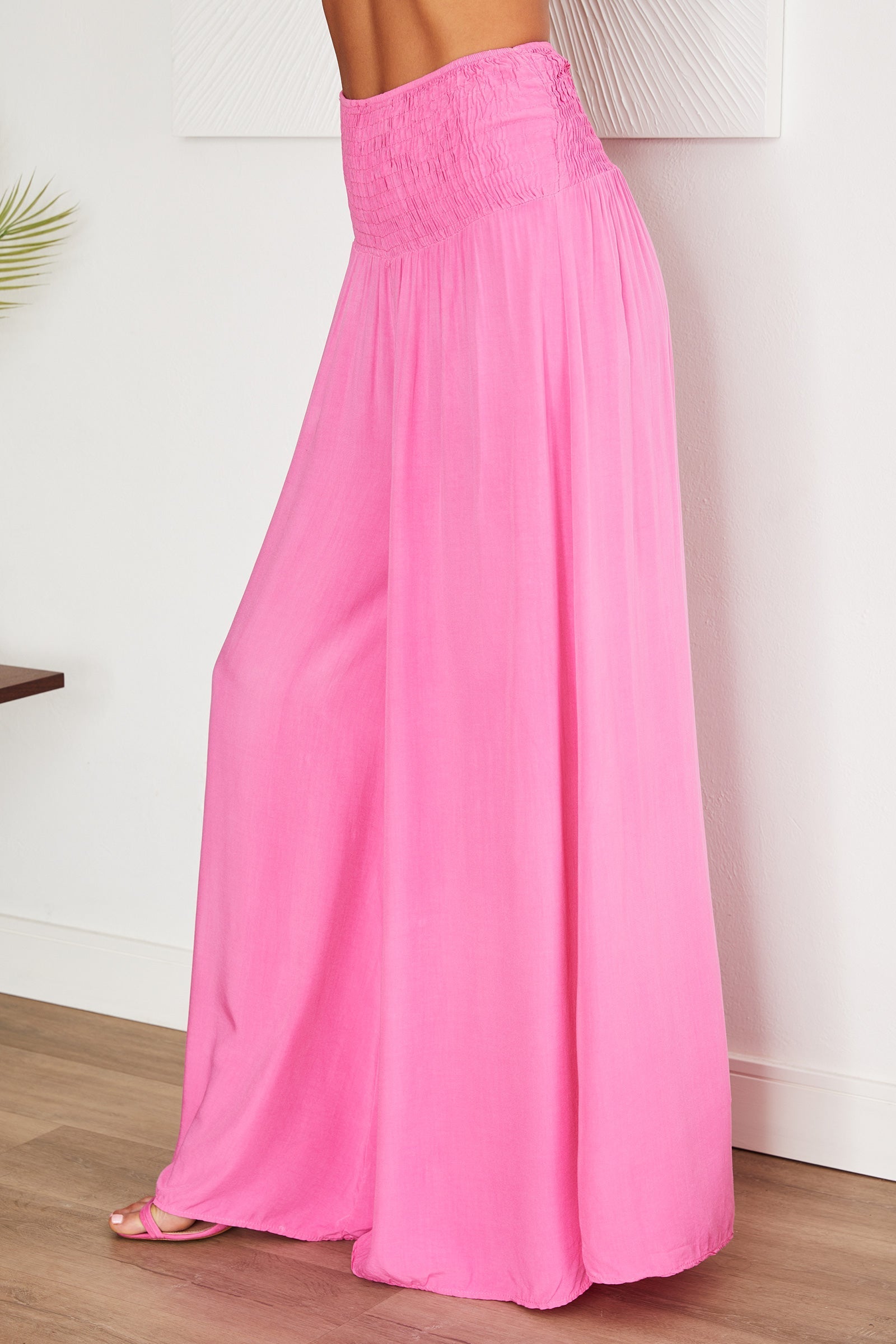 Damenhose mit weitem Bein und gesmoktem Bund-Pants for woman-Alpenkind