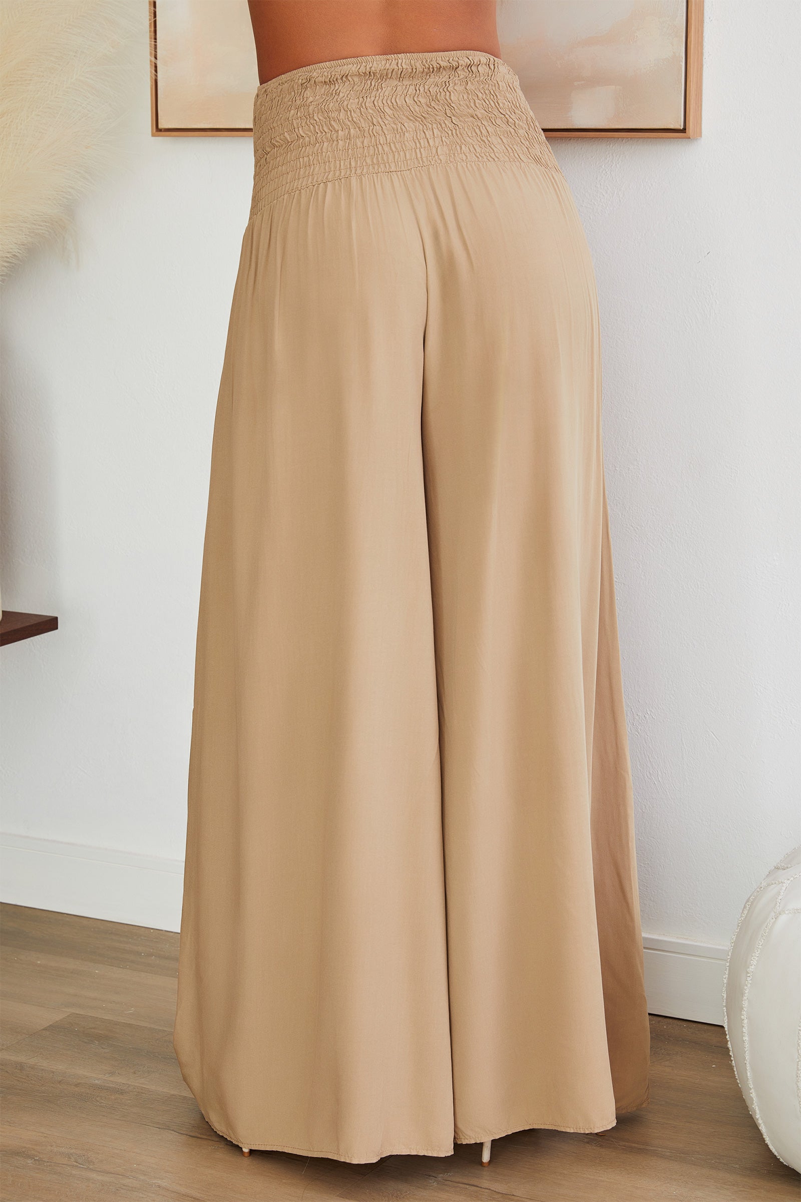Damenhose mit weitem Bein und gesmoktem Bund-Pants for woman-Alpenkind