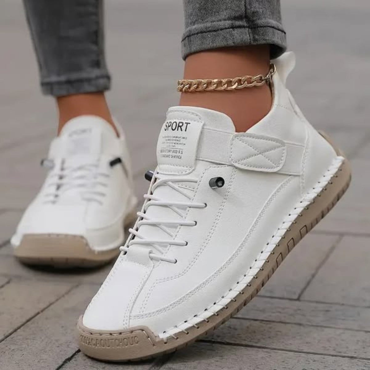 Damskie sneakersy z niską cholewką, sznurowane, z paskiem bocznym-Footwear for women-Alpenkind