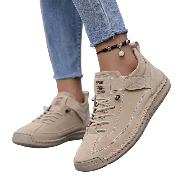 Damskie sneakersy z niską cholewką, sznurowane, z paskiem bocznym-Footwear for women-Alpenkind
