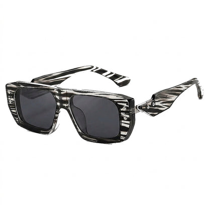 Eckige Damen-Sonnenbrille mit Muster und Nieten-Glasses foor women-Alpenkind