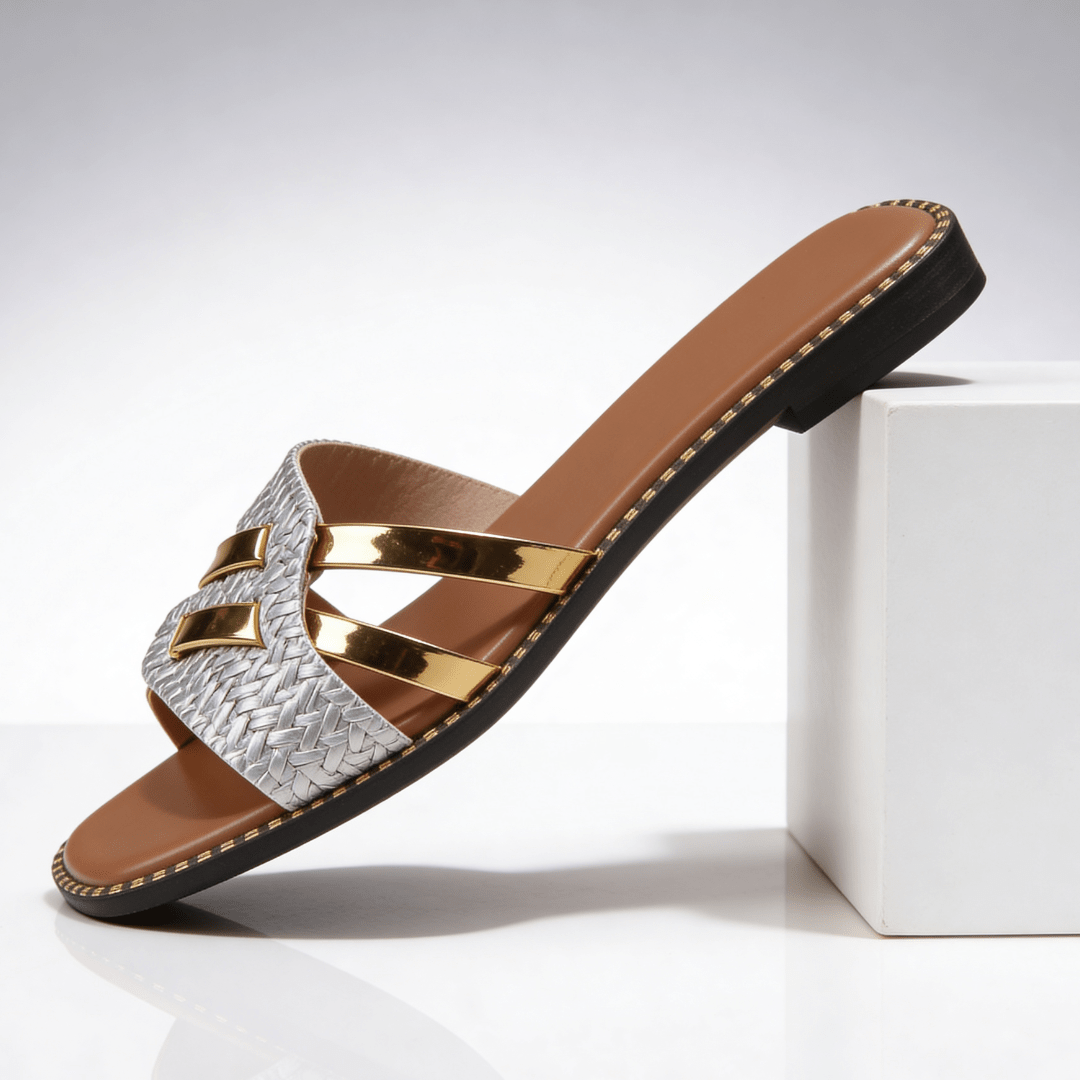 Flache Damen-Pantoletten mit Metallic-Riemen-Footwear for women-Alpenkind