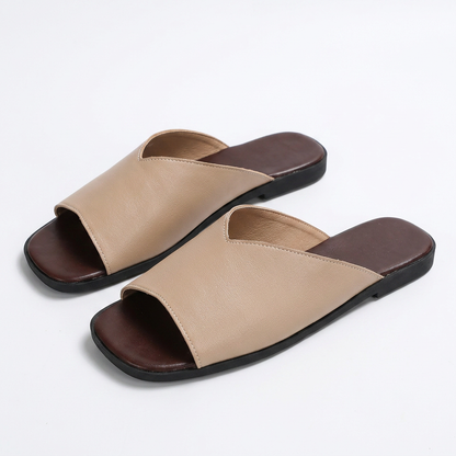 Flache Damen-Pantoletten mit V-Ausschnitt-Footwear for women-Alpenkind