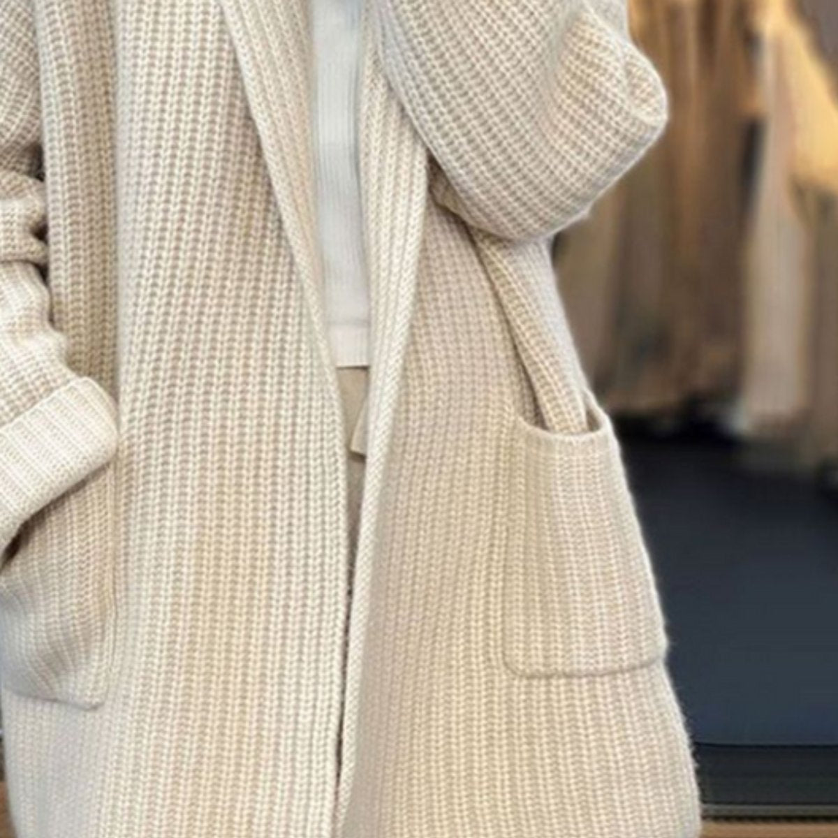 Gerippte Strickjacke für Damen mit offener Front und aufgesetzten Taschen-Cardigan for women-Alpenkind