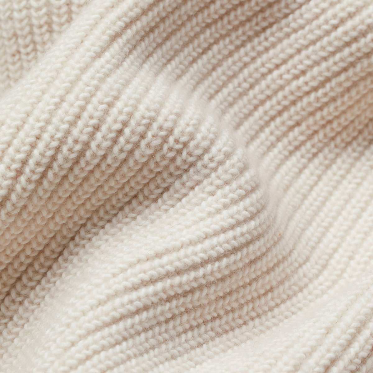 Gerippte Strickjacke für Damen mit offener Front und aufgesetzten Taschen-Cardigan for women-Alpenkind