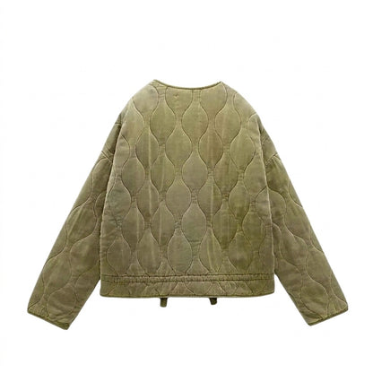 Gesteppte Damen-Reißverschlussjacke mit aufgesetzten Taschen-Jacket for women-Alpenkind