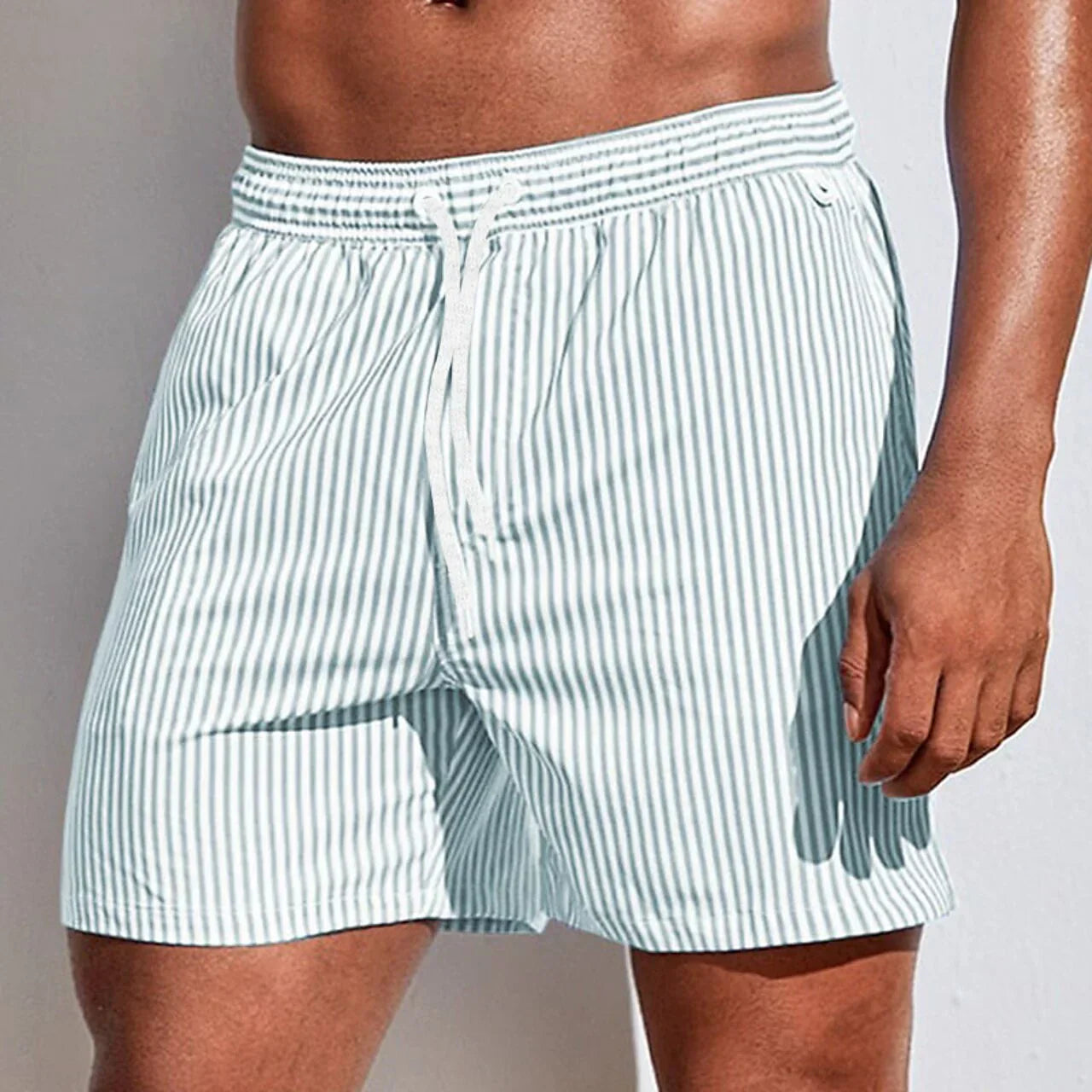 Gestreifte Badeshorts mit Kordelzug für Herren-Swimwear for men-Alpenkind