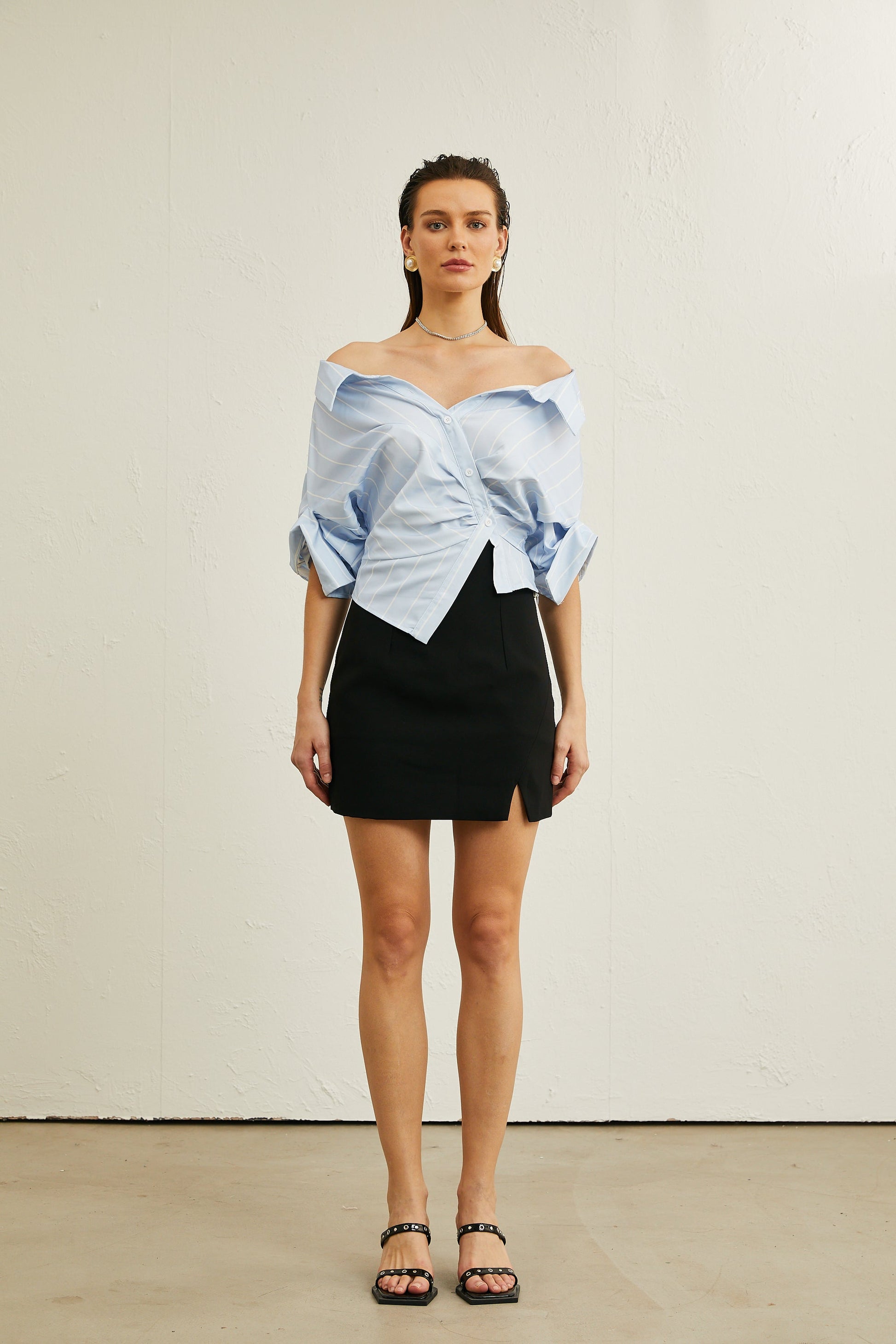 Gestreifte Off-Shoulder-Bluse für Damen mit Kettenträgern-Blouses for women-Alpenkind