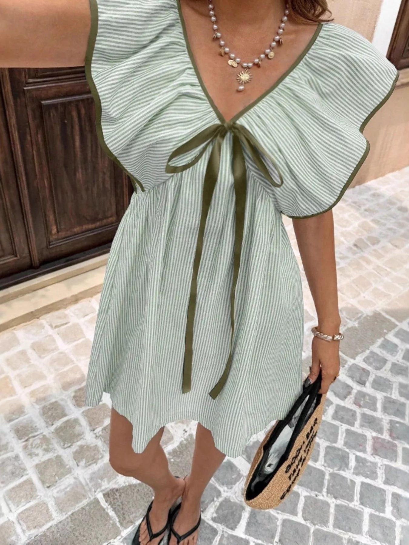 Gestreiftes Mini-Kleid für Damen mit Rüschenärmeln-Mini Dress-Alpenkind