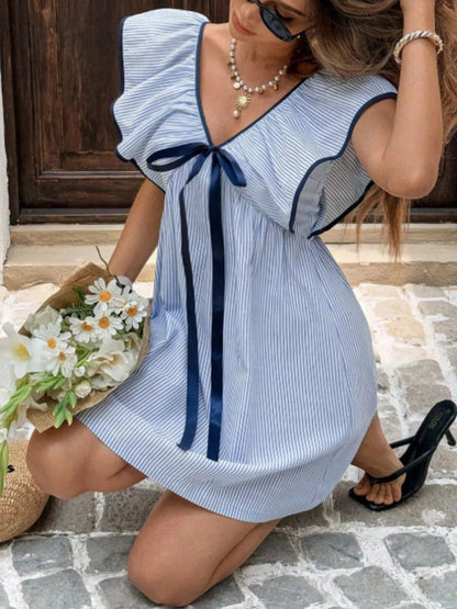 Gestreiftes Mini-Kleid für Damen mit Rüschenärmeln-Mini Dress-Alpenkind