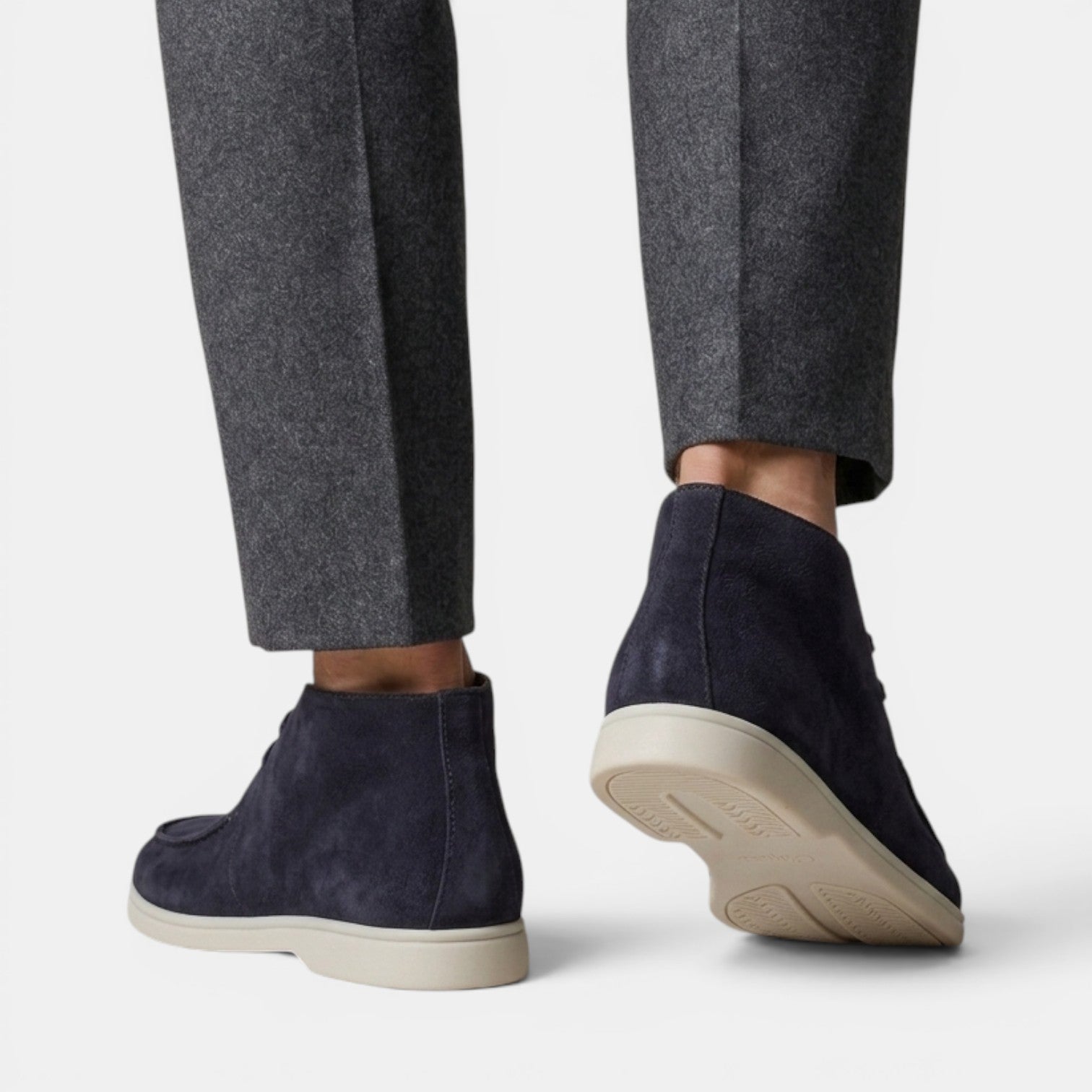 Herren-Chukka-Stiefel aus Wildleder mit Mokassin-Naht-Footwear for men-Alpenkind
