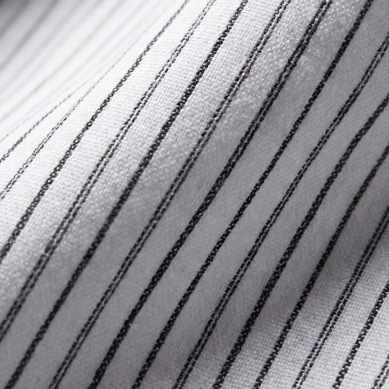 Herren-Langarmhemd mit Streifenmuster und Knopfleiste-Shirts for men-Alpenkind