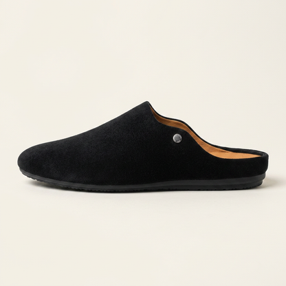 Herren-Mules aus Wildleder mit Metallnieten-Detail-Footwear for men-Alpenkind