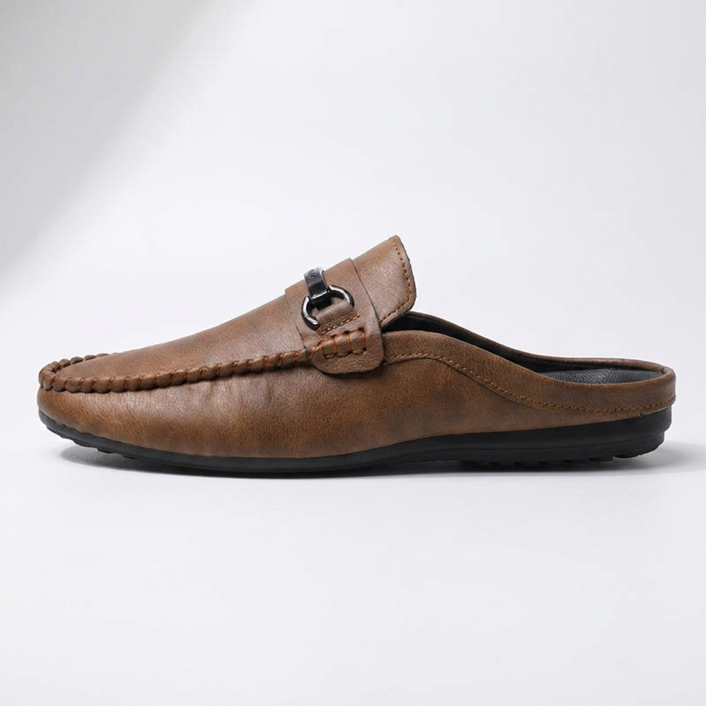 Herren-Mules mit Metall-Detail-Footwear for men-Alpenkind