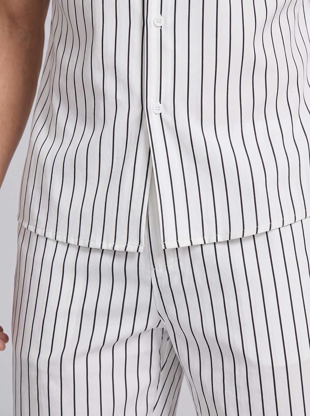 Herren-Set mit Nadelstreifen-Kurzarmhemd und Shorts-Sets for Men-Alpenkind