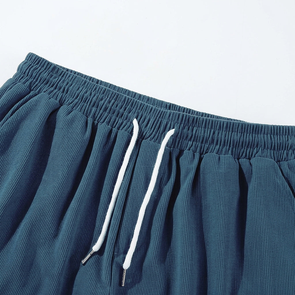 Herren Shorts mit Kordelzug und aufgenähtem Etikett-Shorts for men-Alpenkind