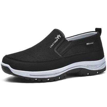 Herren Slipper mit Mesh-Oberfläche und Panelstruktur-Men Footwear-Alpenkind