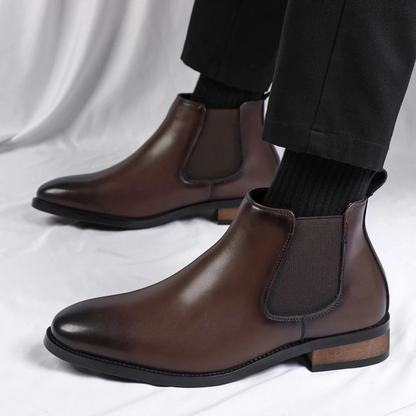 Herren Stiefeletten mit elastischen Seiteneinsätzen und Zuglaschen-Men Footwear-Alpenkind