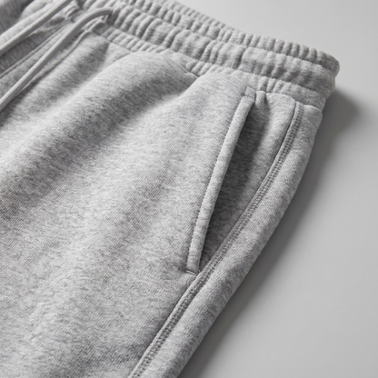 Herren-Sweatshorts mit Kordelzug und Nahtdetails-Shorts for men-Alpenkind