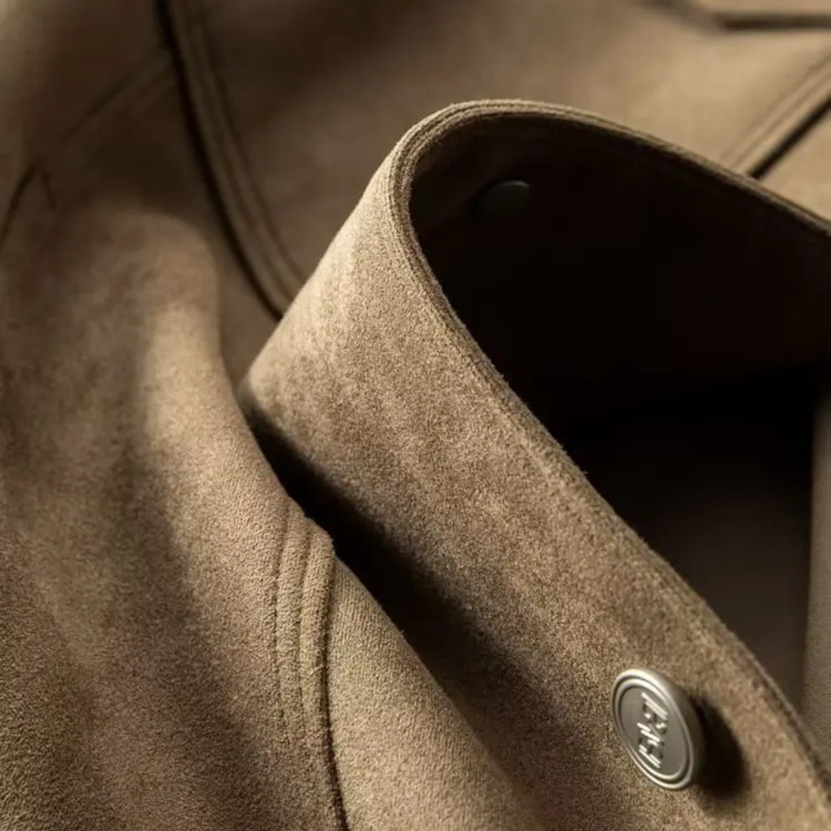 Herren-Truckerjacke aus Wildlederimitat mit Druckknöpfen-Jackets for men-Alpenkind