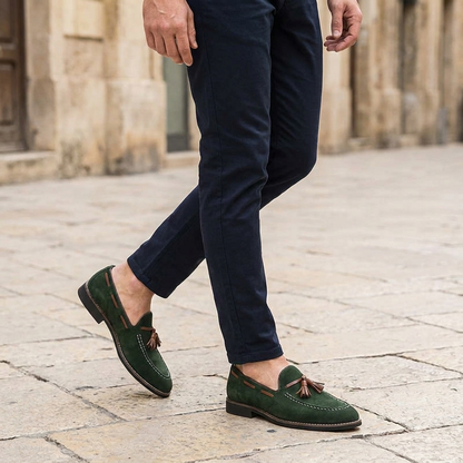 Herren-Wildleder-Loafer mit Quasten und Kontrastnähten-Footwear for men-Alpenkind