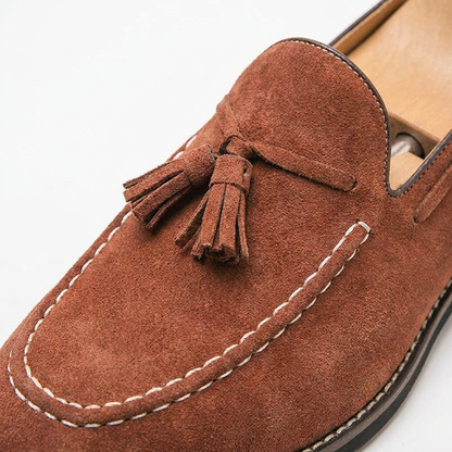 Herren-Wildleder-Loafer mit Quasten und Kontrastnähten-Footwear for men-Alpenkind