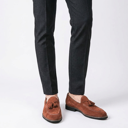 Herren-Wildleder-Loafer mit Quasten und Kontrastnähten-Footwear for men-Alpenkind