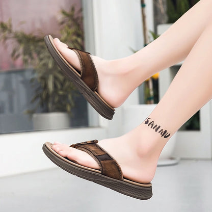 Herren Zehentrenner mit Nietenriemen und Wabenstruktur-Decksohle-Footwear for men-Alpenkind