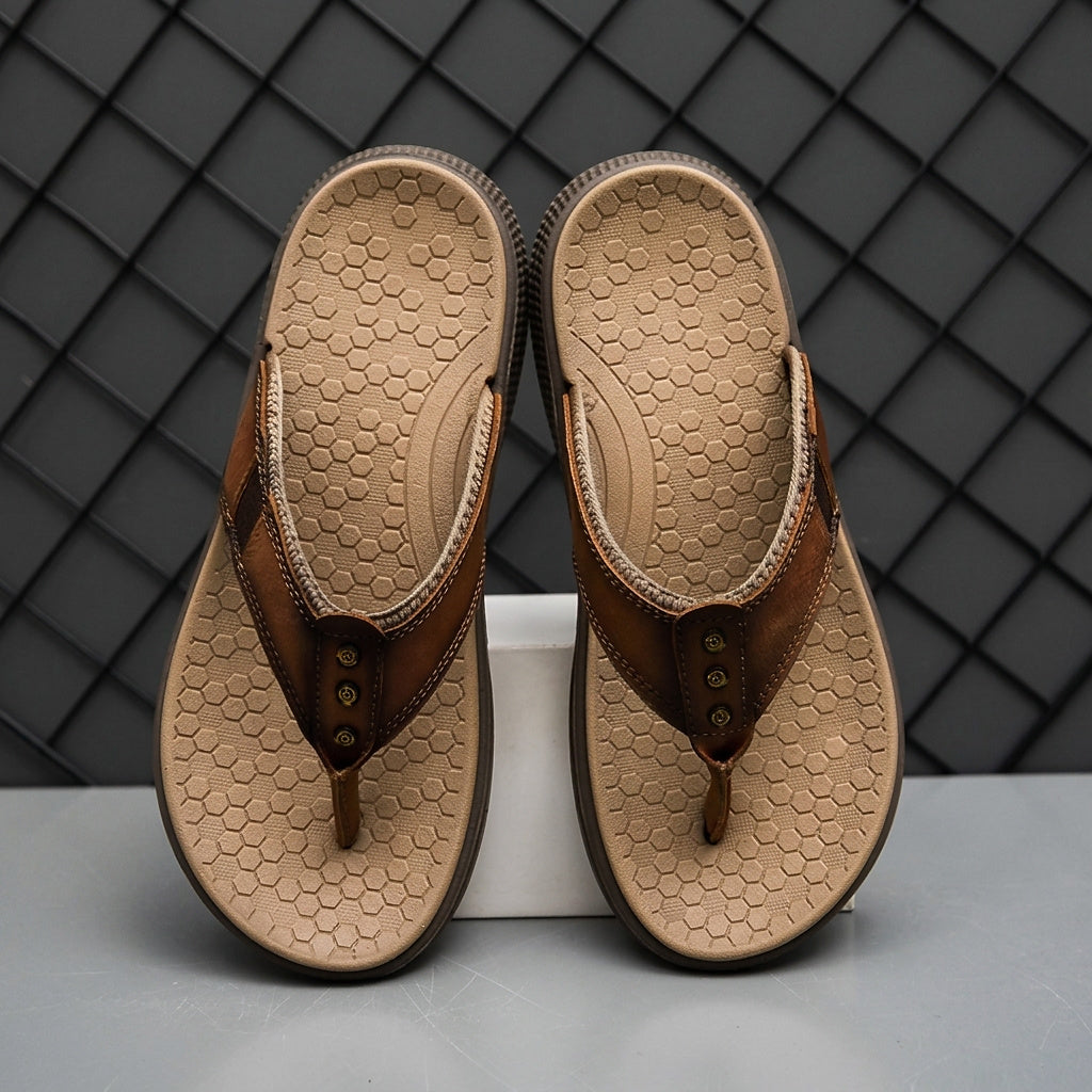 Herren Zehentrenner mit Nietenriemen und Wabenstruktur-Decksohle-Footwear for men-Alpenkind