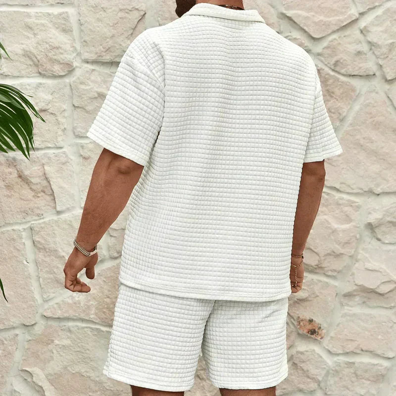 Herren Zweiteiliges Set mit Kurzarmshirt und Shorts mit Struktur-Shirts for men-Alpenkind