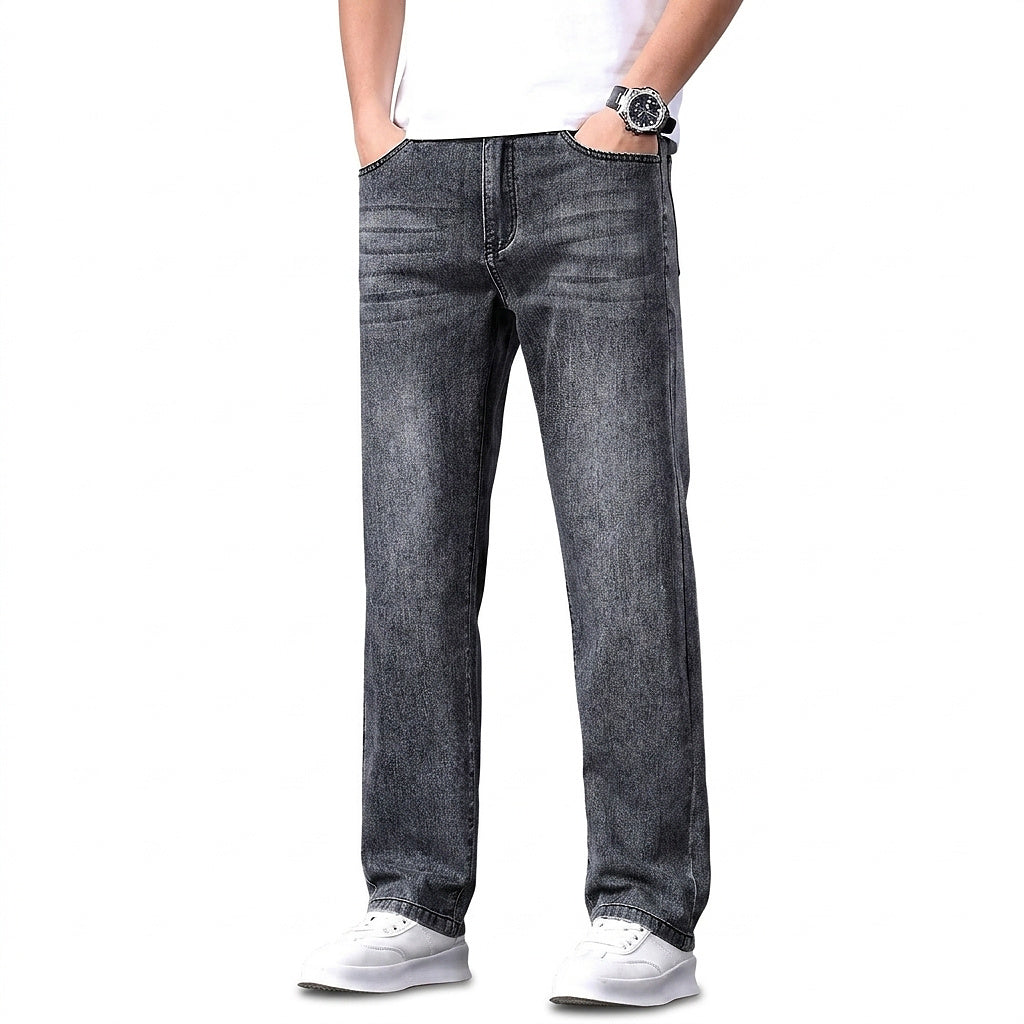 Herrenjeans mit geradem Bein und lockerer Passform-Pants for Men-Alpenkind