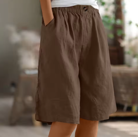 Knielange Damen-Shorts mit elastischem Bund und Knopfleiste-Shorts for women-Alpenkind