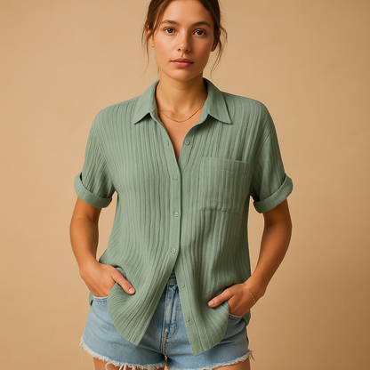 Kurzärmeliges Damenhemd mit Kragen und Brusttasche-Blouses for women-Alpenkind