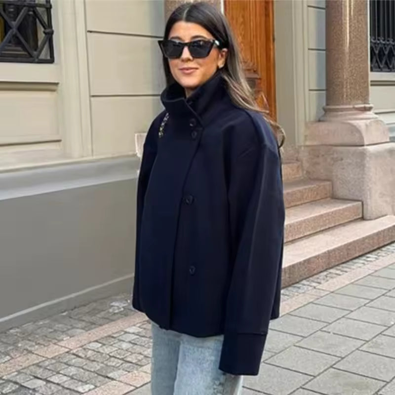 Kurze Damenjacke mit Stehkragen und Knopfleiste-Jacket for women-Alpenkind